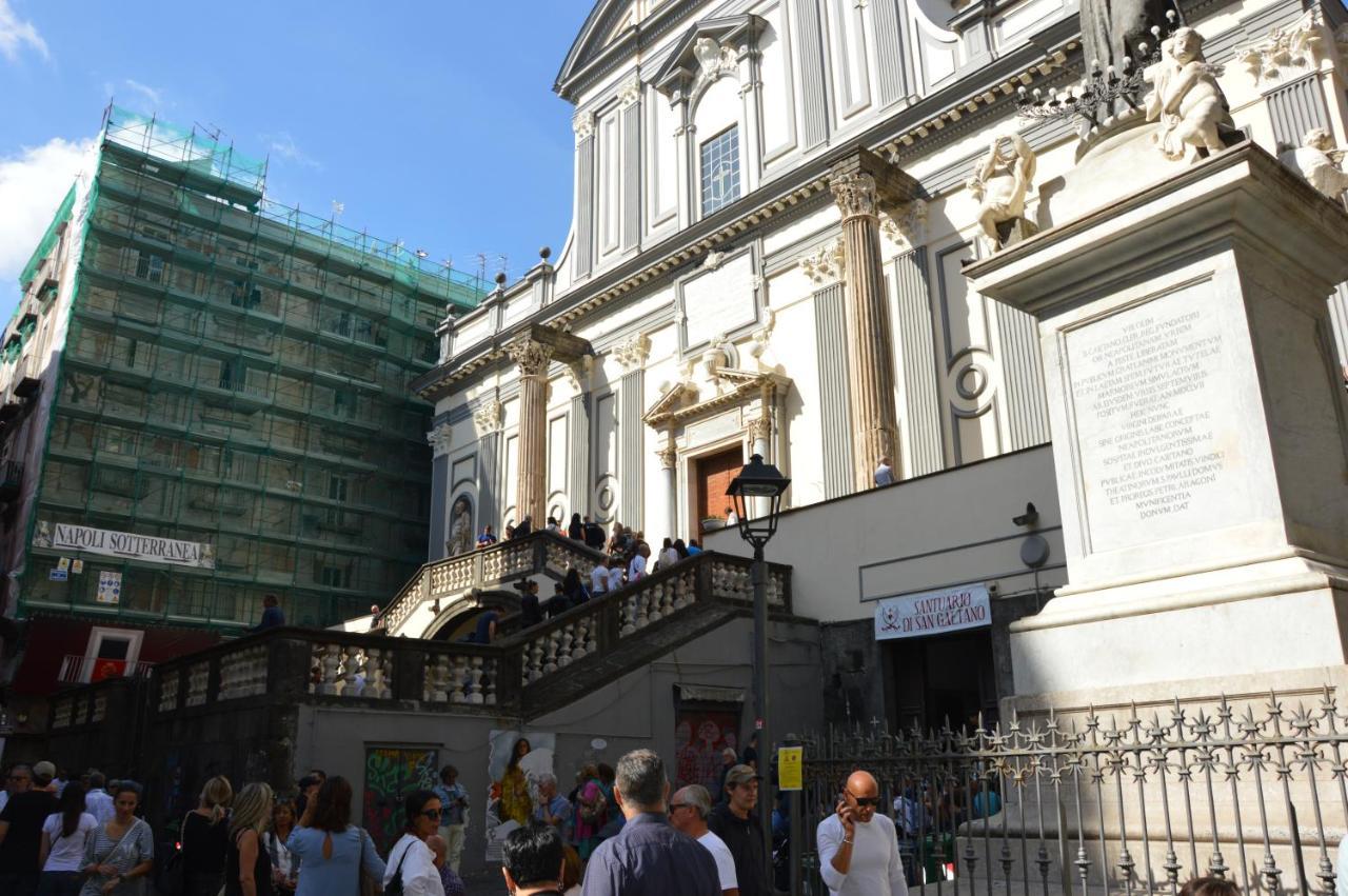 Duomo View Naples Bed & Breakfast Екстериор снимка