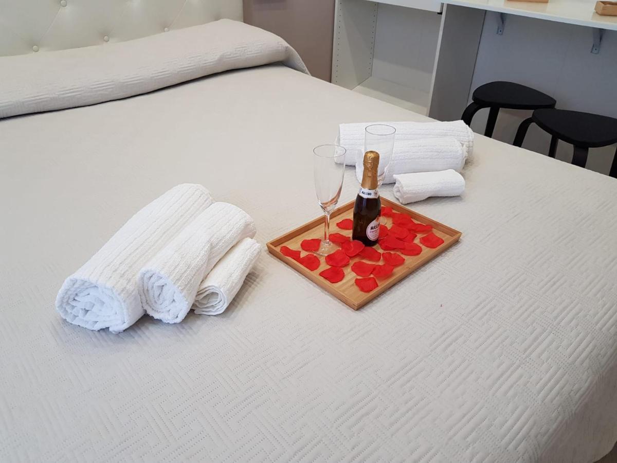 Duomo View Naples Bed & Breakfast Екстериор снимка